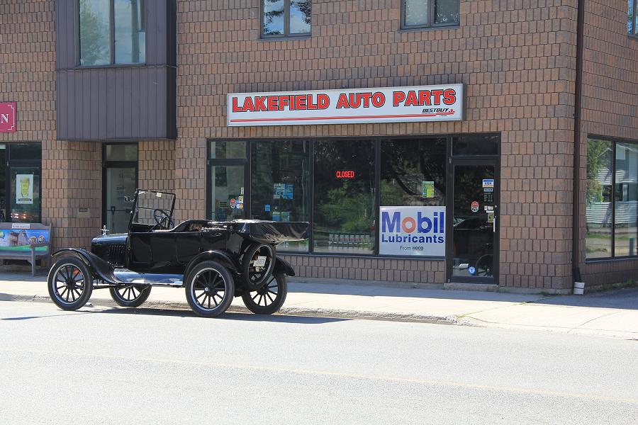 Lakefield Auto Parts exterior